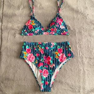 Cupshe M Floral High Waisted Bikini